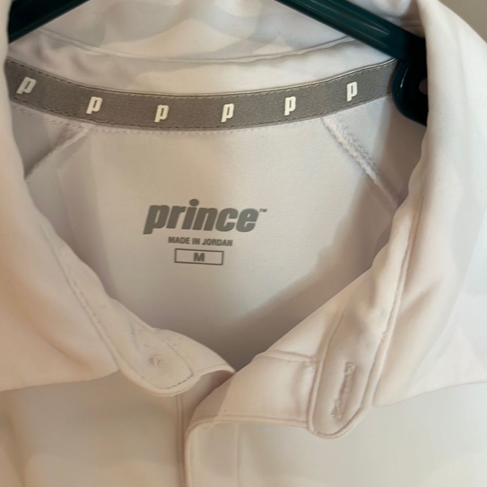 New without tags boys prince tennis shirt in great condition.